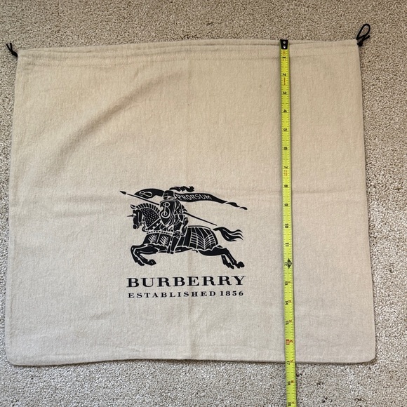Burberry Beige Logo Dust Bag - Picture 2 of 3